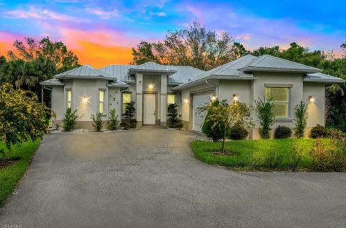 4875 20th Ave, Naples FL  34117-9194 exterior