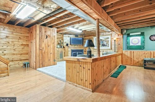 315 Bacon Rd, Red Lion PA  17356-8887 exterior