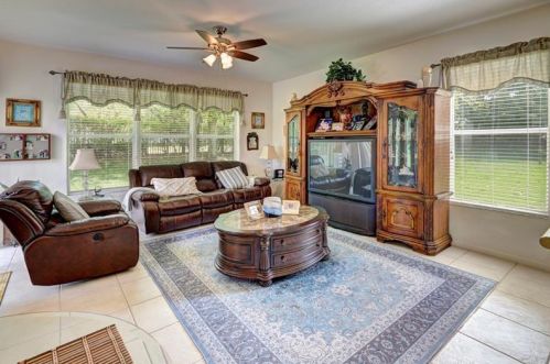 16101 27th St, Hollywood FL  33027-5200 exterior