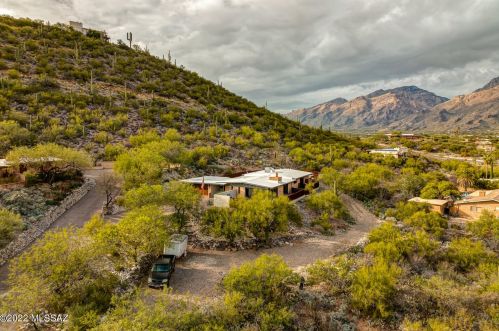 4733 Sandstone Pl, Tucson, AZ 85750-6800