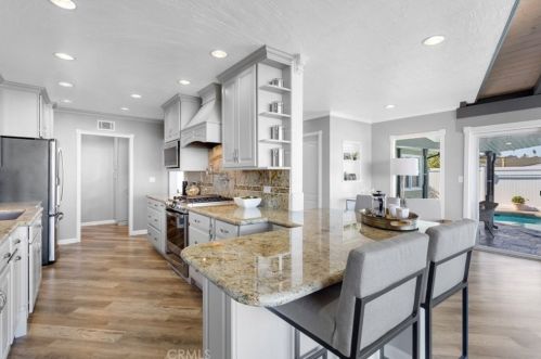 5529 Littlebow Rd, Palos Verdes Estates CA  90275-2366 exterior