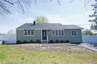 3117 Kane Ave, Gordon Heights NY  11763-1709 exterior