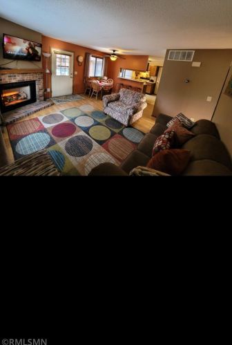 32 126th Ln, Minneapolis, MN 55448-1539