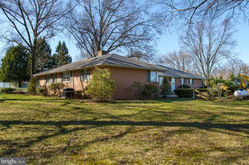 50 Clarence Ave, Shoemakersville PA  19555-1102 exterior