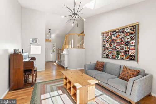 816 Anne St, Leesburg VA  20175-3426 exterior