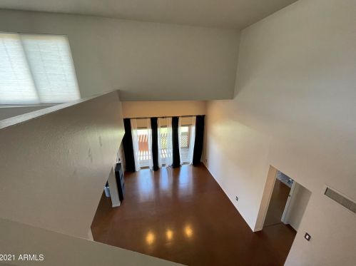 3500 Hayden Rd, Scottsdale AZ  85251-4719 exterior