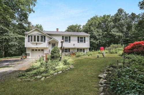 112 Saw Mill Hill Rd, North Sterling, CT 06377-1410