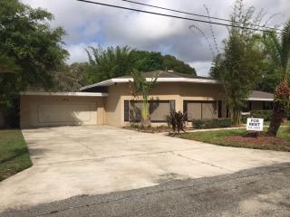 9714 Commodore Dr, Seffner FL  33584-6203 exterior