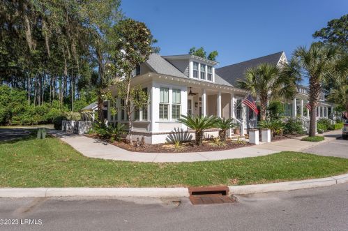 8 Canton Row, Beaufort, SC 29906-8884