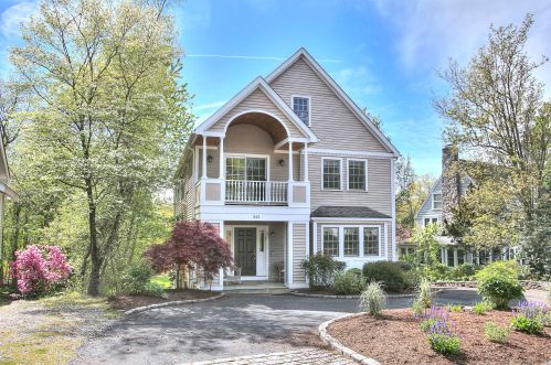 301 Main St, Westport, CT 06880-2414