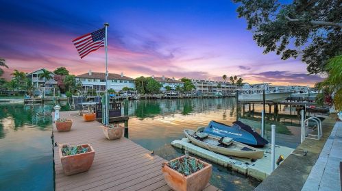840 3rd Ave, Saint Petersburg, FL 33715-2223