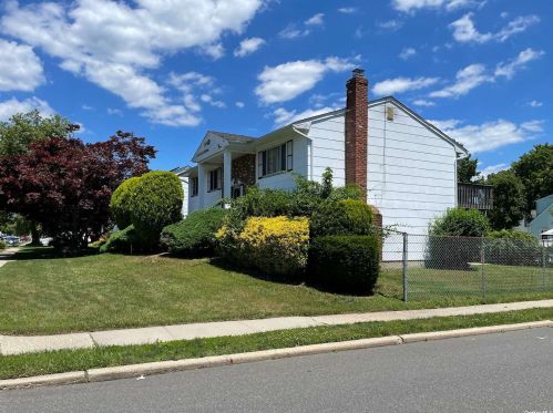 75 Root Ave, Central Islip NY  11722-4035 exterior