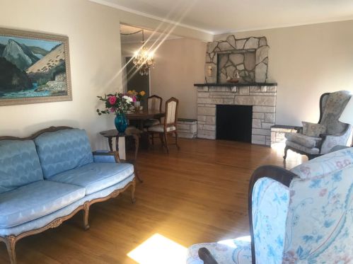 312 Wisteria Dr, Palo Alto, CA 94303-2517