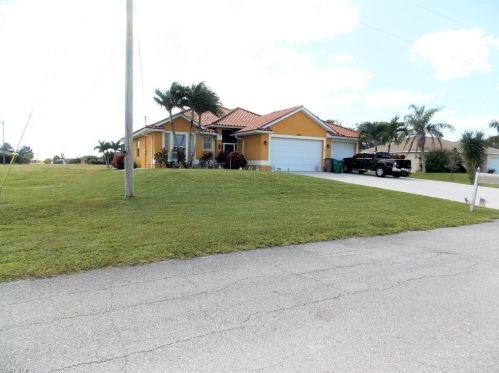 3250 16th Ter, Cape Coral, FL 33993-3697