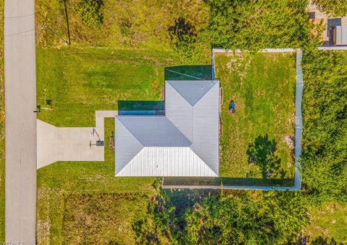 2916 9th St, Lehigh Acres, FL 33971-5416