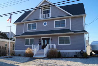 407 Daytona Dr, Lavallette NJ  08735-3025 exterior