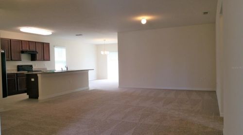 1036 Brenton Manor Dr, Winter Haven FL  33881-2812 exterior
