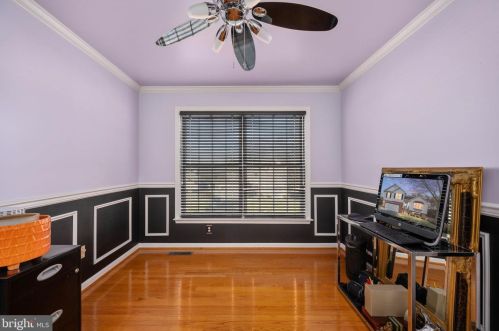 15581 Andover Heights Dr, Woodbridge VA  22193-1071 exterior