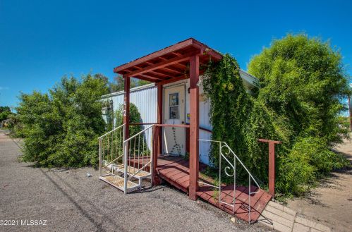 742 Limberlost Dr, Tucson, AZ 85705-1066