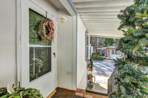 10 Wendy Cir, Grass Valley CA  95945-7037 exterior