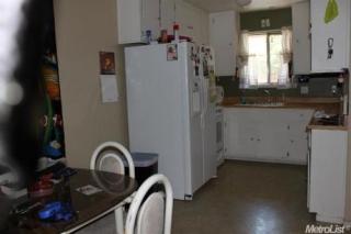 9820 Powles Ct, Roseville, CA 95661-5231
