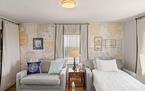 925 Balboa Ave, Del Monte Park CA  93950-2203 exterior