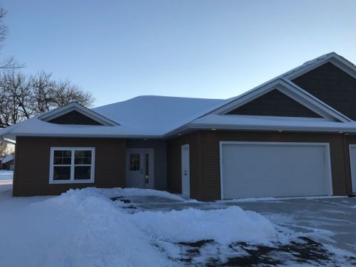 304 2nd St, Medford, MN 55049-9566