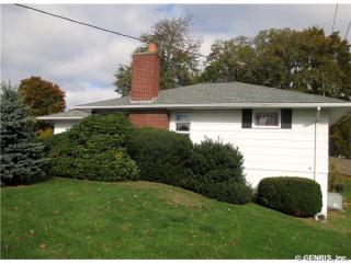 34 Drake Dr, Rochester, NY 14617-4306