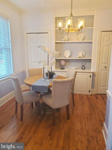 1618 13th St, Wilmington, DE 19806-4008