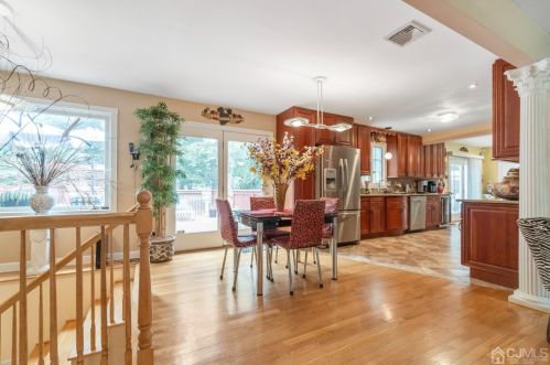 40 Wilson Ave, Morganville NJ  07751-9786 exterior