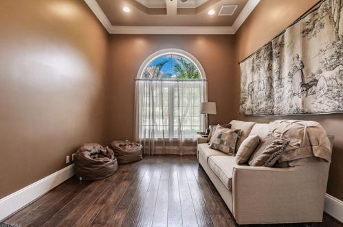 65 31 St, Naples FL 34117-3100 exterior