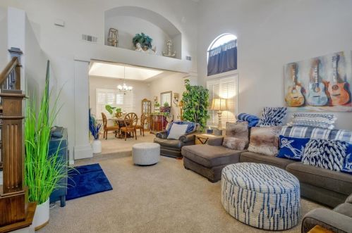 781 Bluff Dr, Los Banos CA  93635-5127 exterior