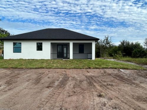 4182 22nd Ave, Naples FL  34120-8957 exterior