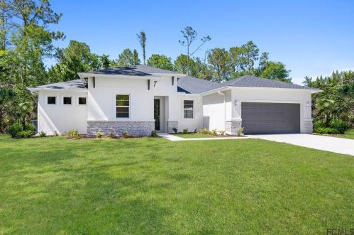 44 Boulder Rock Dr, Palm Coast, FL 32137-8512