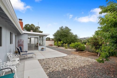 17061 Acena Dr, San Diego CA  92128-2674 exterior