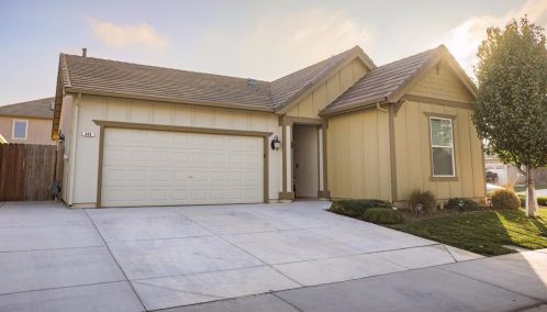 448 Northampton Way, Newman, CA 95360-9573