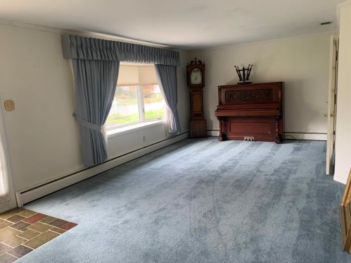 1545 Walnut Ln, Macungie PA  18062-9407 exterior