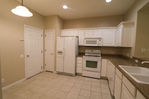 6649 82nd Ter, Pinellas Park FL  33781-2070 exterior
