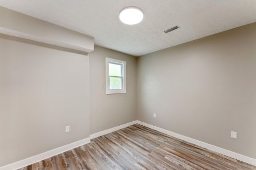 300 Granville St, Pataskala OH  43062-9073 exterior