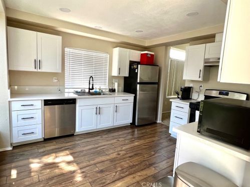 40243 Mimulus Way, Temecula CA  92591-6101 exterior