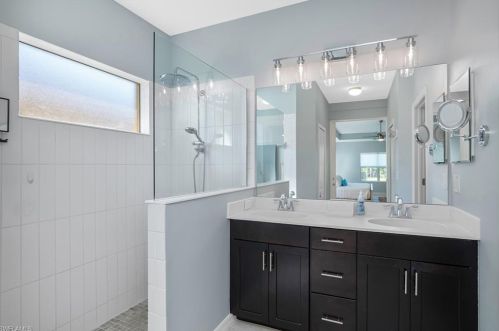 14487 Manchester Dr, Naples FL  34114-8630 exterior