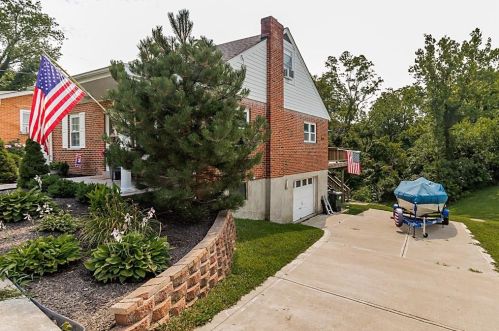 32 Margarete Ln, Newport, KY 41075-2409