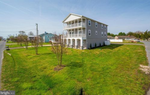 38061 Beach Tree Ct, Selbyville, DE 19975-4364