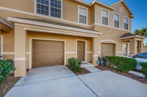 6910 47th Ln, Pinellas Park, FL 33781-5253