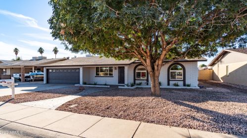 712 Meadows Dr, Chandler, AZ 85224-3528