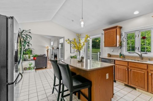 65 Carriage Trl, Middletown RI  02842-7251 exterior