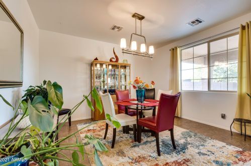 26800 176 Ln, Sun City AZ  85387-1072 exterior