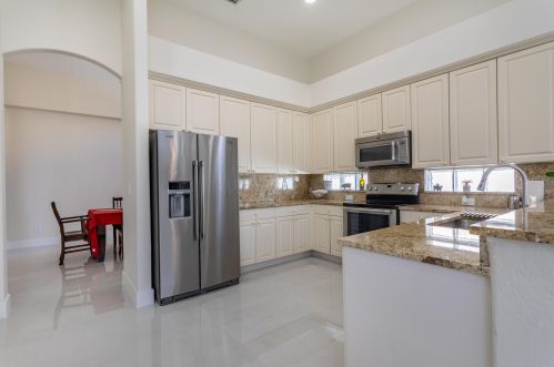 3471 177 Ave, Hollywood FL 33029-1672 exterior