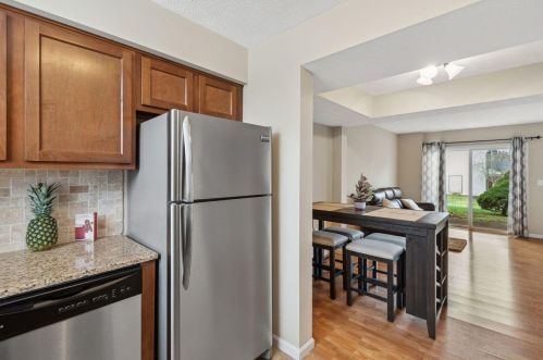1802 Cliffview Ln, Florence KY  41042-2548 exterior