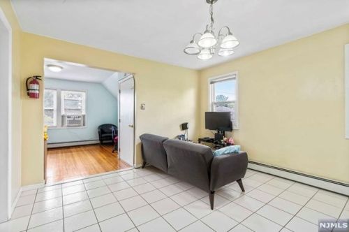 122 Gaston Ave, Outwater NJ  07026-1208 exterior